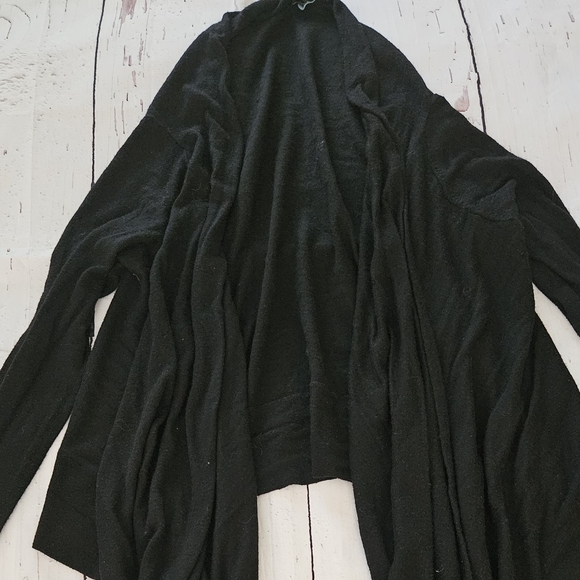 Guess by Marciano Women's Black Wrap Cardigan Sweater Size Medium - Picture 3 of 6